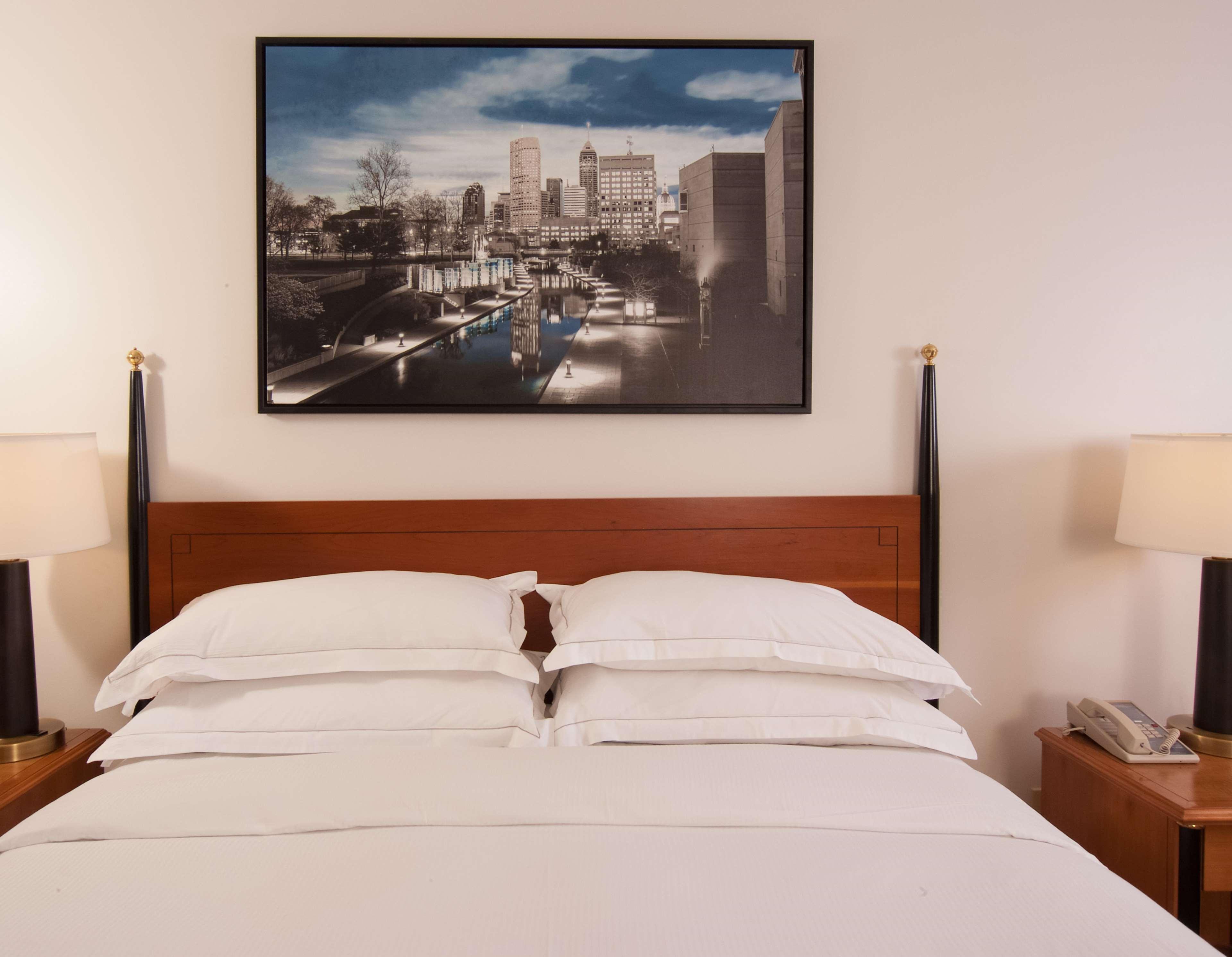 Hilton Indianapolis Hotel & Suites Bagian luar foto